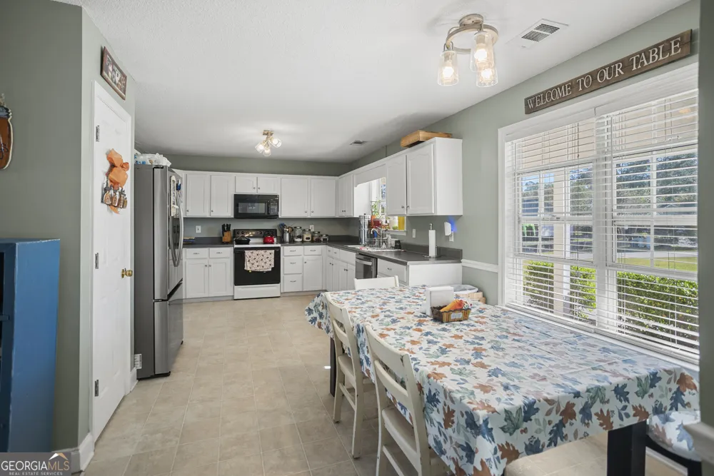 29 Sterling CT Ellabell, GA 31308