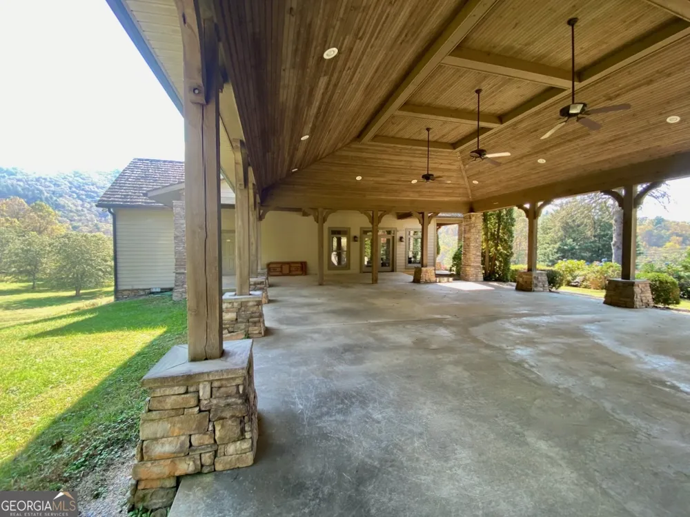 0 Uplander CT Rabun Gap, GA 30568
