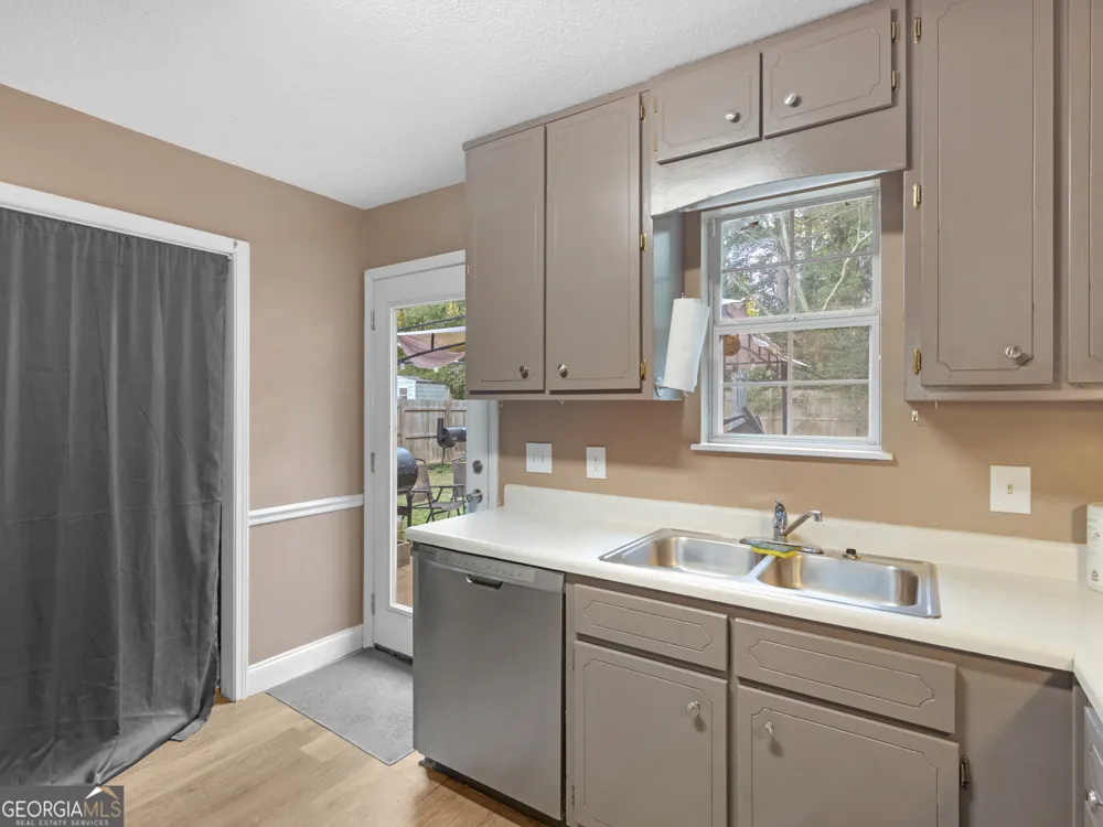 203 Pine ST Zebulon, GA 30295
