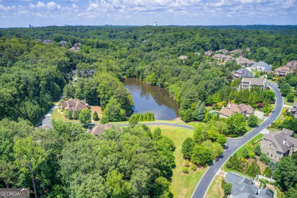 3869 Teesdale CT Sandy Springs, GA 30350