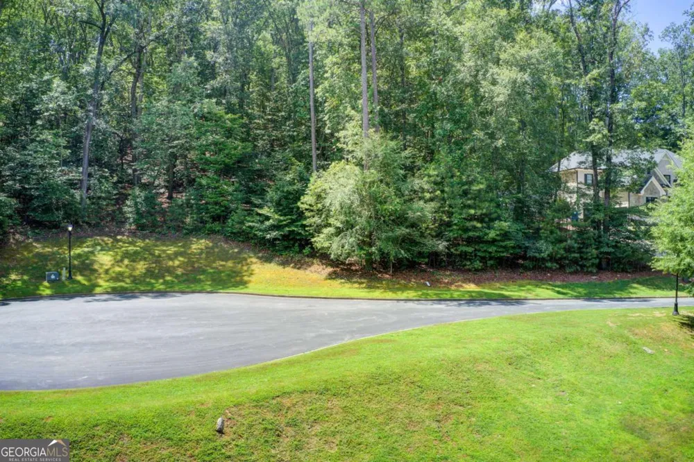 3869 Teesdale CT Sandy Springs, GA 30350