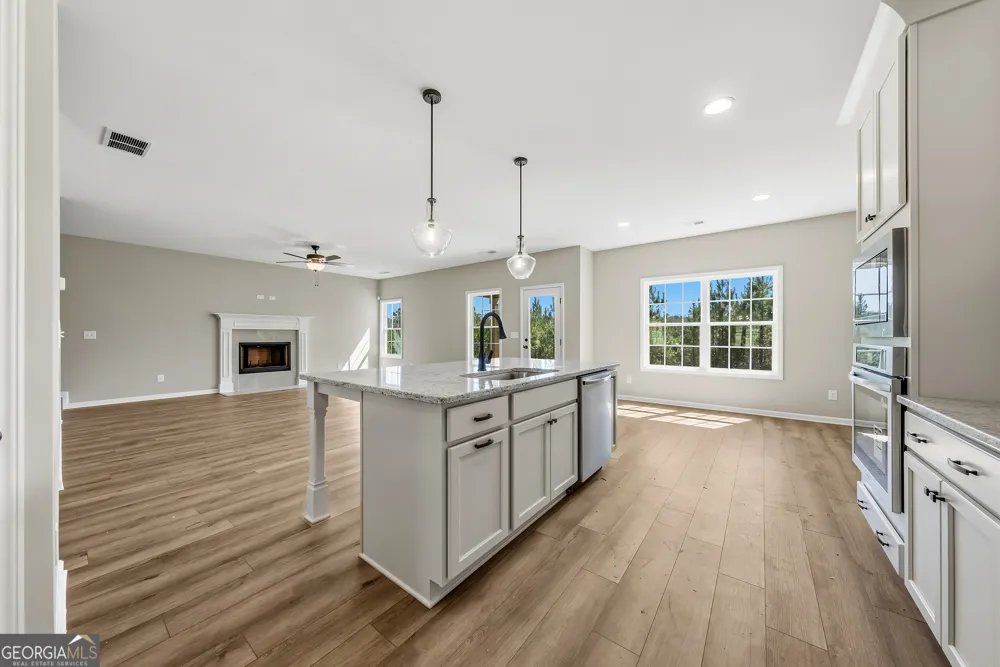 98 Hawkeye TRL Fortson, GA 31808