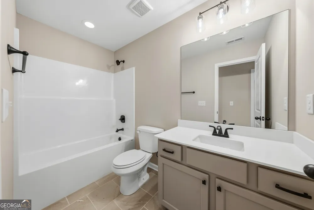 98 Hawkeye TRL Fortson, GA 31808