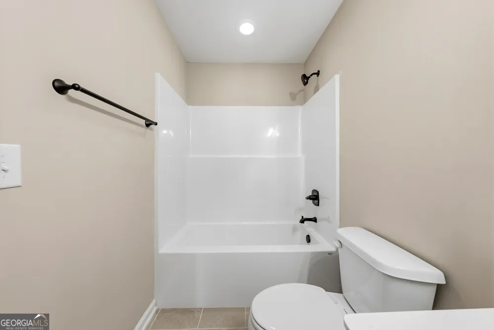 98 Hawkeye TRL Fortson, GA 31808