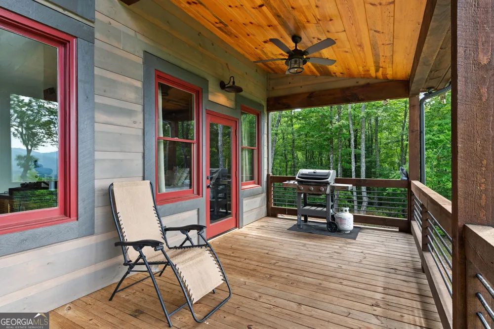 370 High Ridge RD Epworth, GA 30541