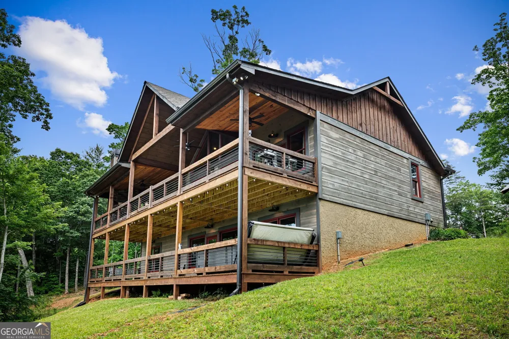 370 High Ridge RD Epworth, GA 30541