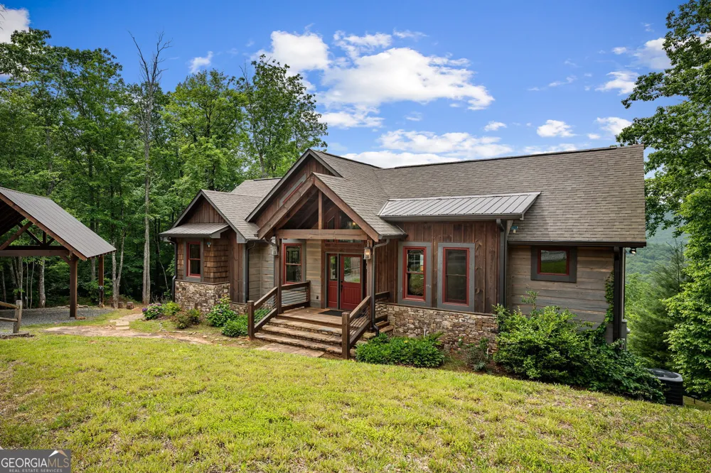 370 High Ridge RD Epworth, GA 30541