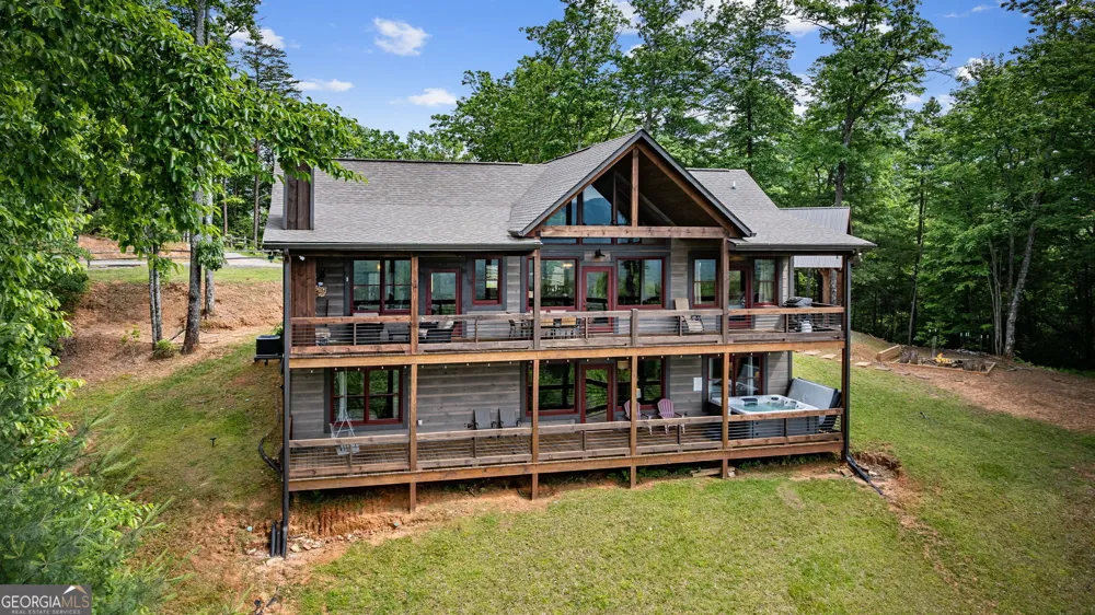 370 High Ridge RD Epworth, GA 30541