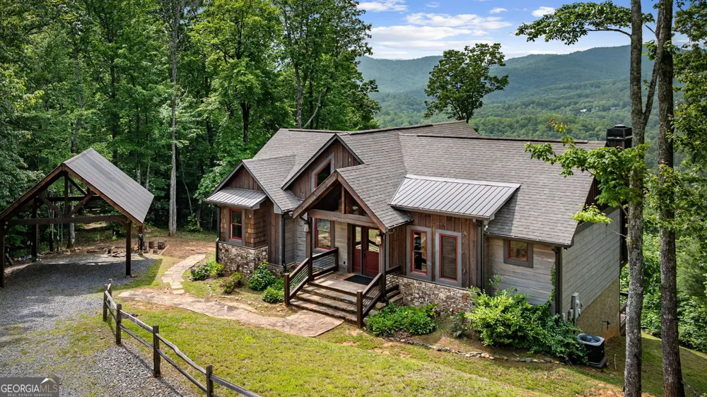 370 High Ridge RD Epworth, GA 30541