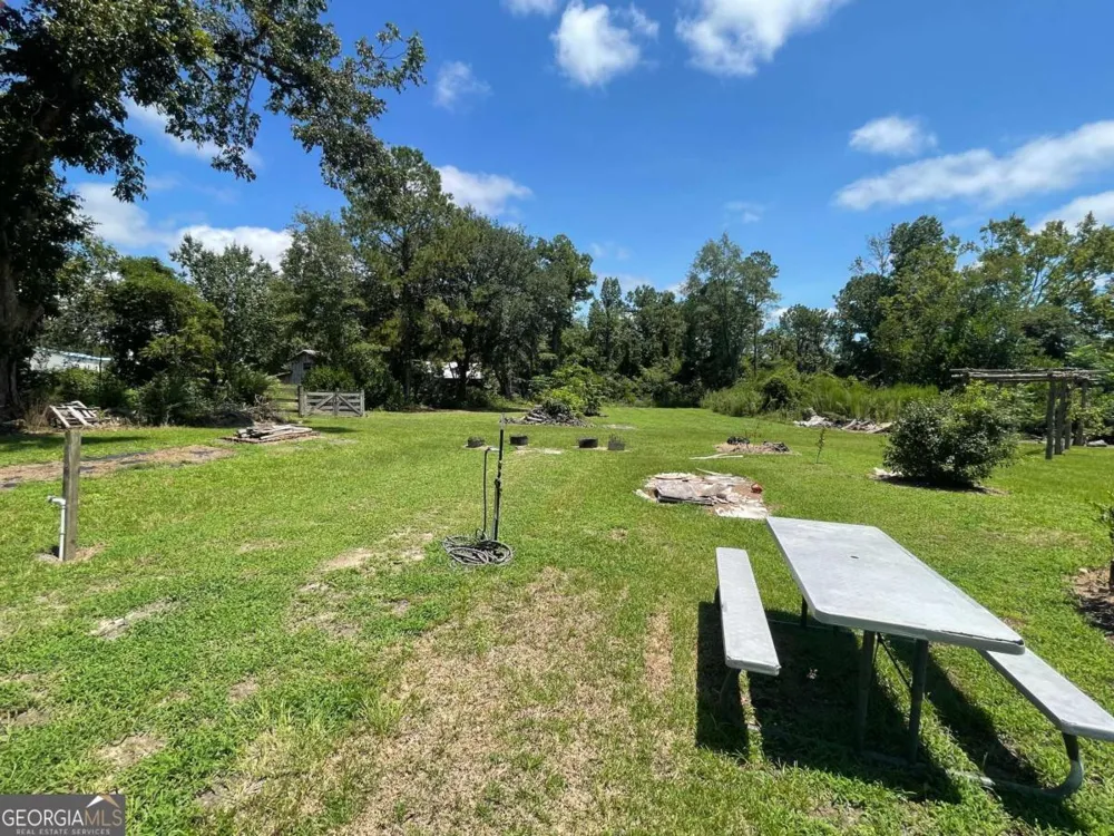57 E Dogwood DR Jacksonville, GA 31544