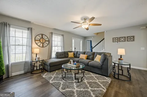 23 Magnolia CT NE