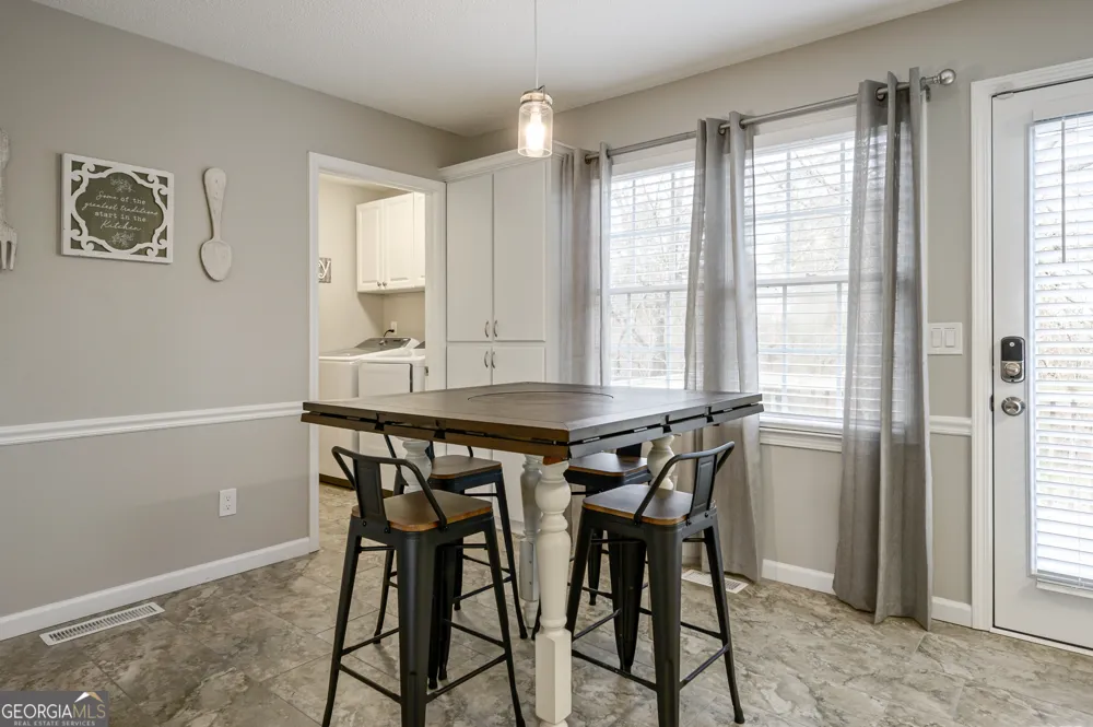 23 Magnolia CT NE Rydal, GA 30171