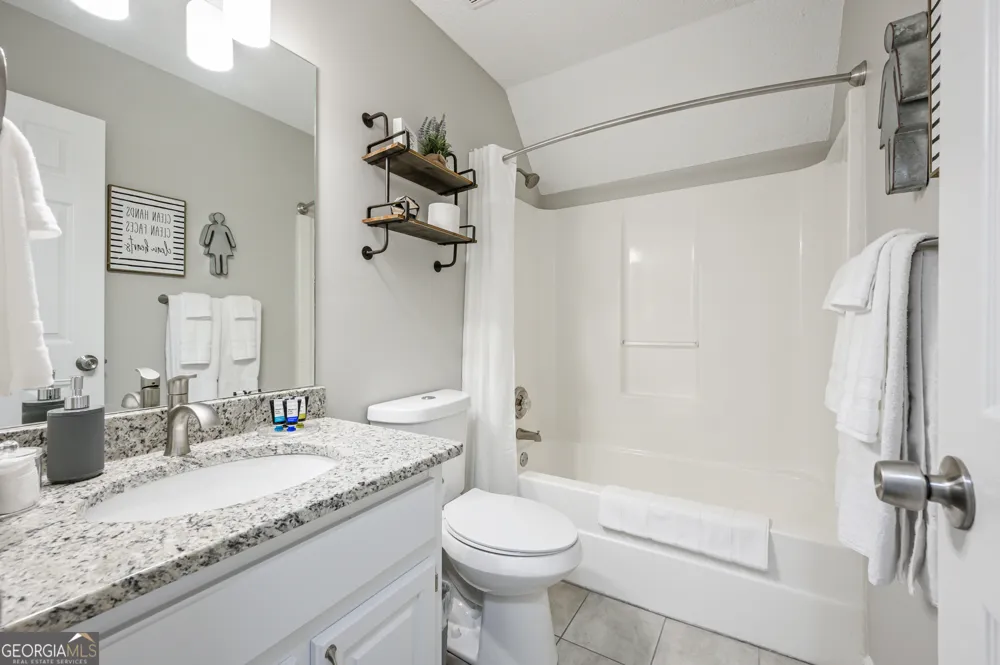 23 Magnolia CT NE Rydal, GA 30171