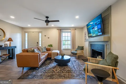21 Magnolia CT NE