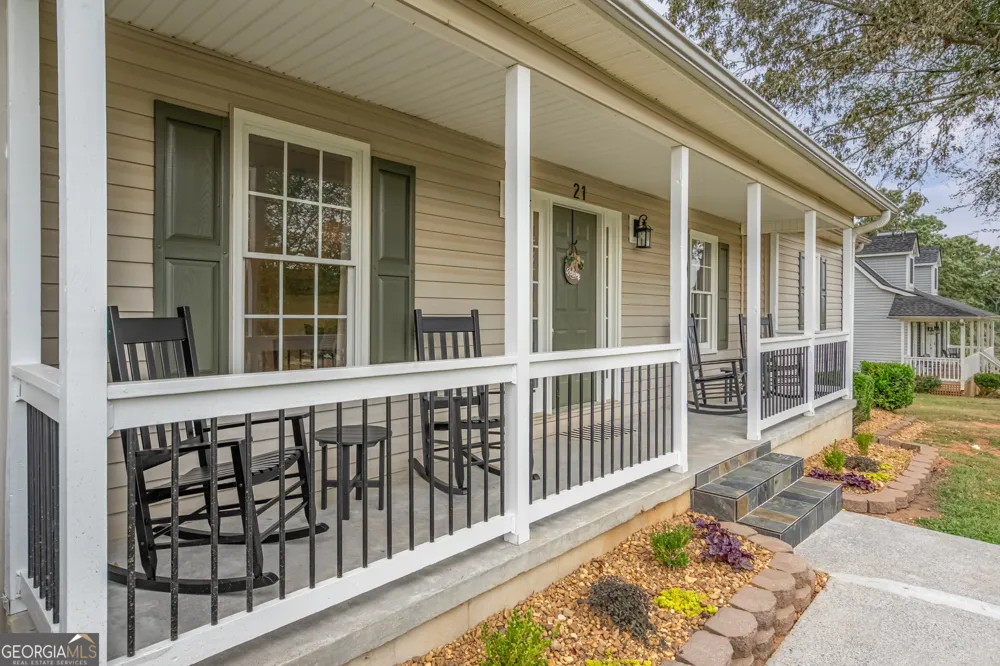 21 Magnolia CT NE Rydal, GA 30171