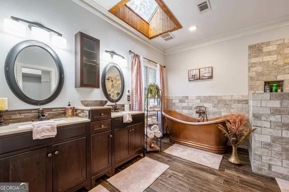 29 Dean RD SE Cartersville, GA 30121