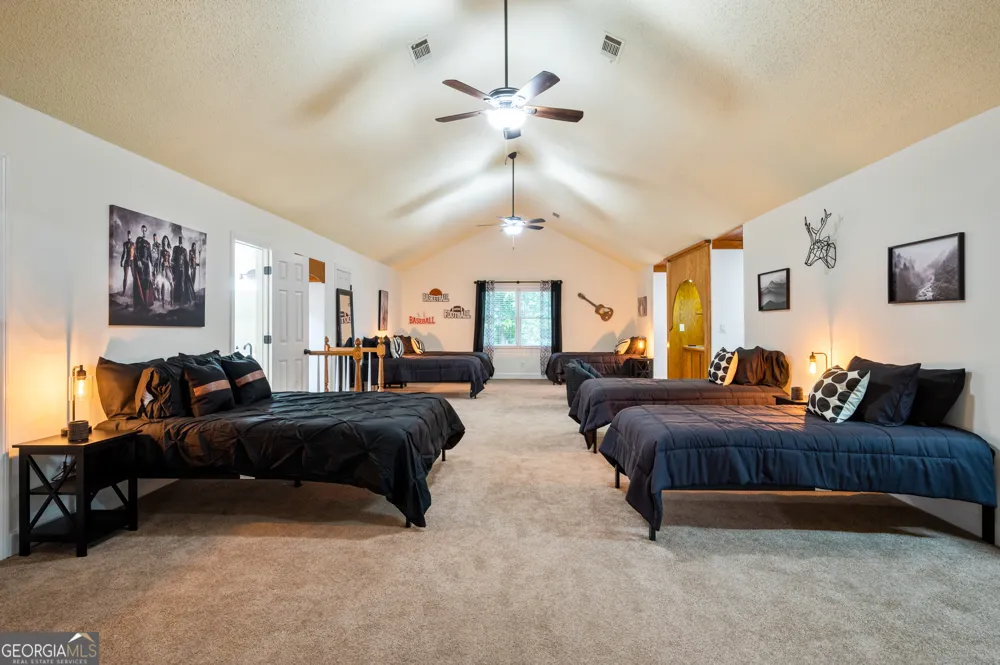 29 Dean RD SE Cartersville, GA 30121