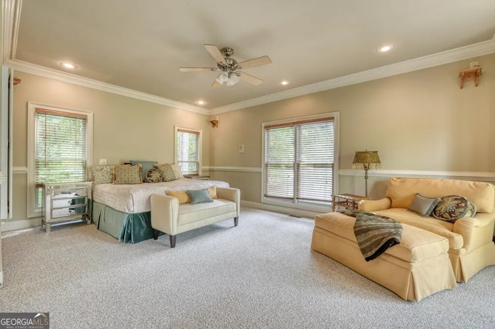 2515 Leisure LN Young Harris, GA 30582