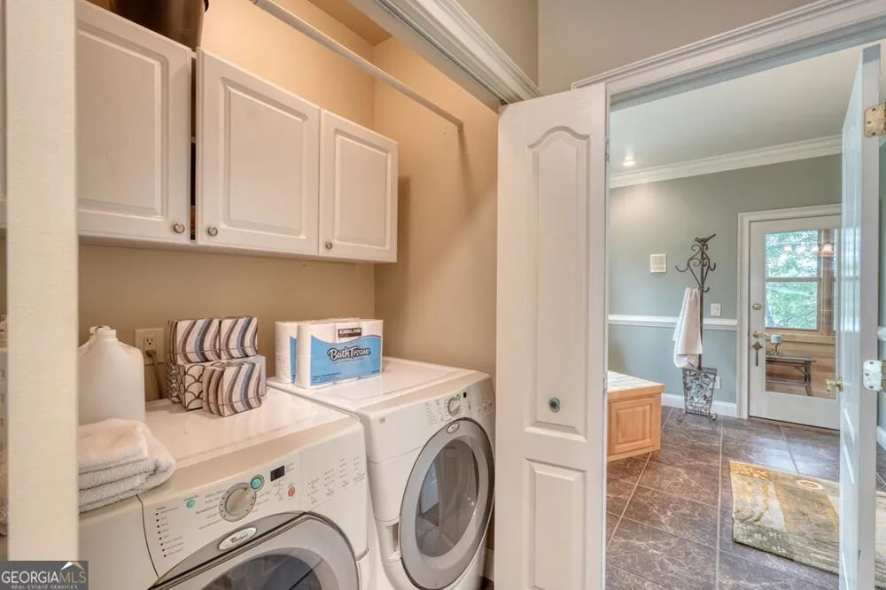 2515 Leisure LN Young Harris, GA 30582
