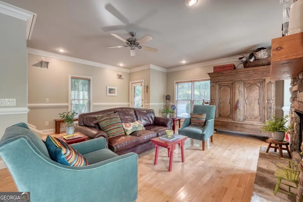 2515 Leisure LN Young Harris, GA 30582