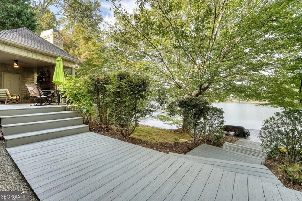 2515 Leisure LN Young Harris, GA 30582