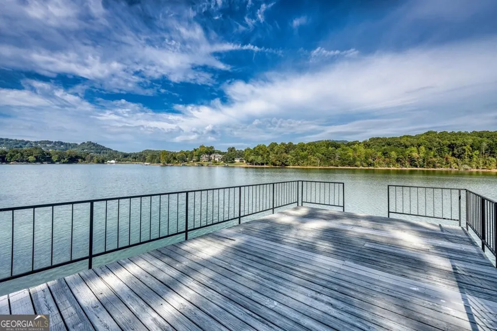 2515 Leisure LN Young Harris, GA 30582