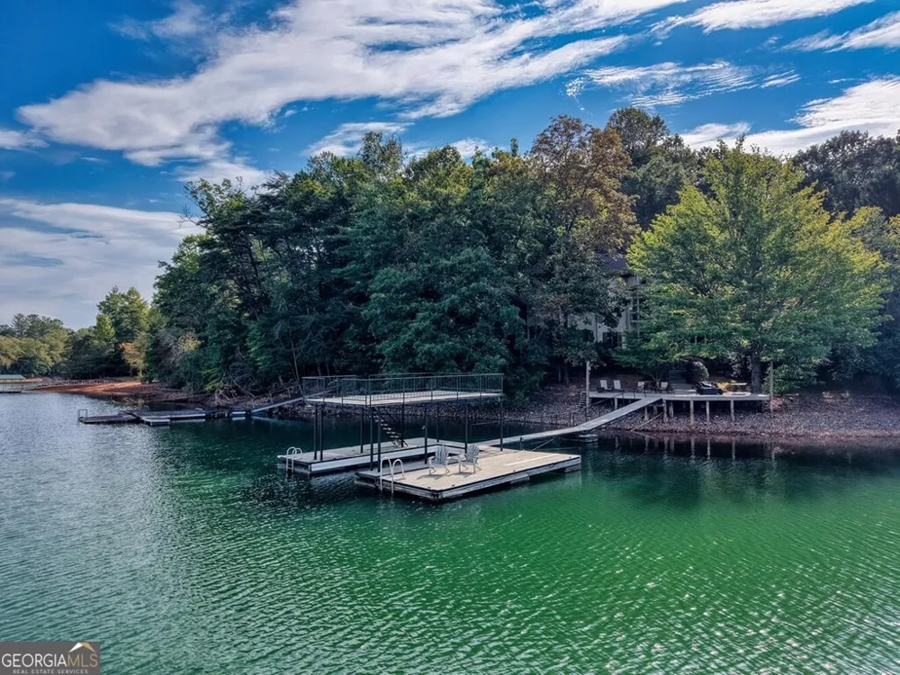 2515 Leisure LN Young Harris, GA 30582