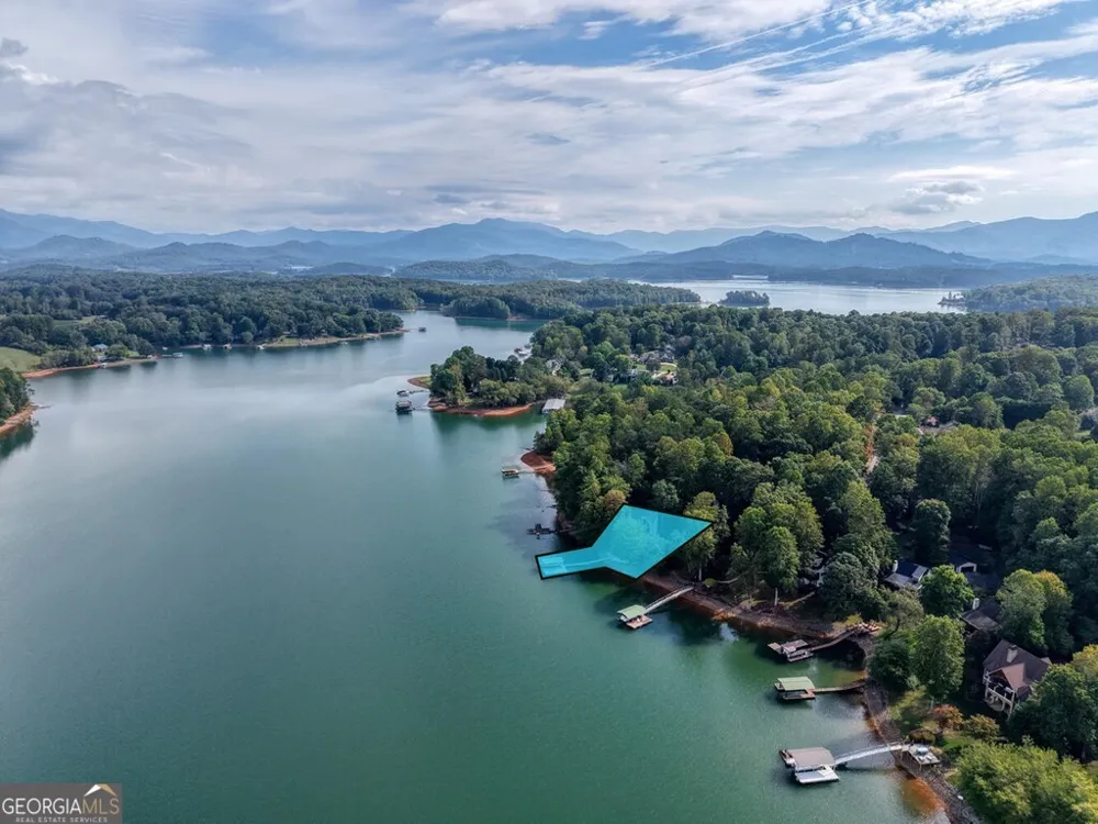 2515 Leisure LN Young Harris, GA 30582