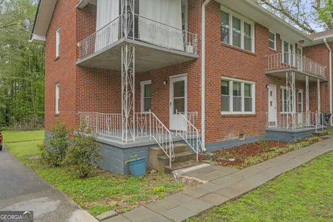 147 Burnside ST