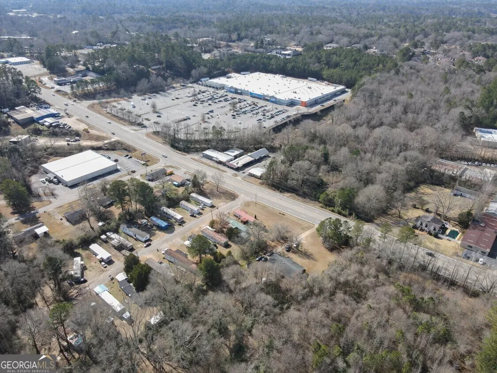 828 New Franklin RD LaGrange, GA 30240