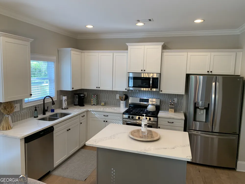 4230 Old Cherokee ST Acworth, GA 30101
