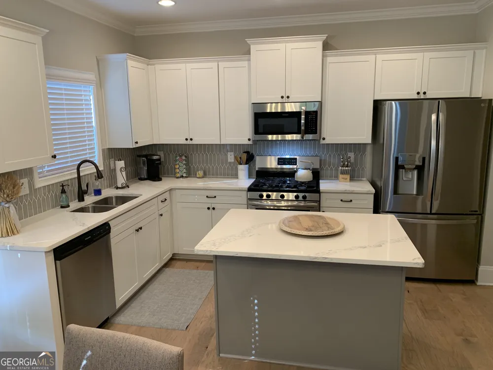 4230 Old Cherokee ST Acworth, GA 30101