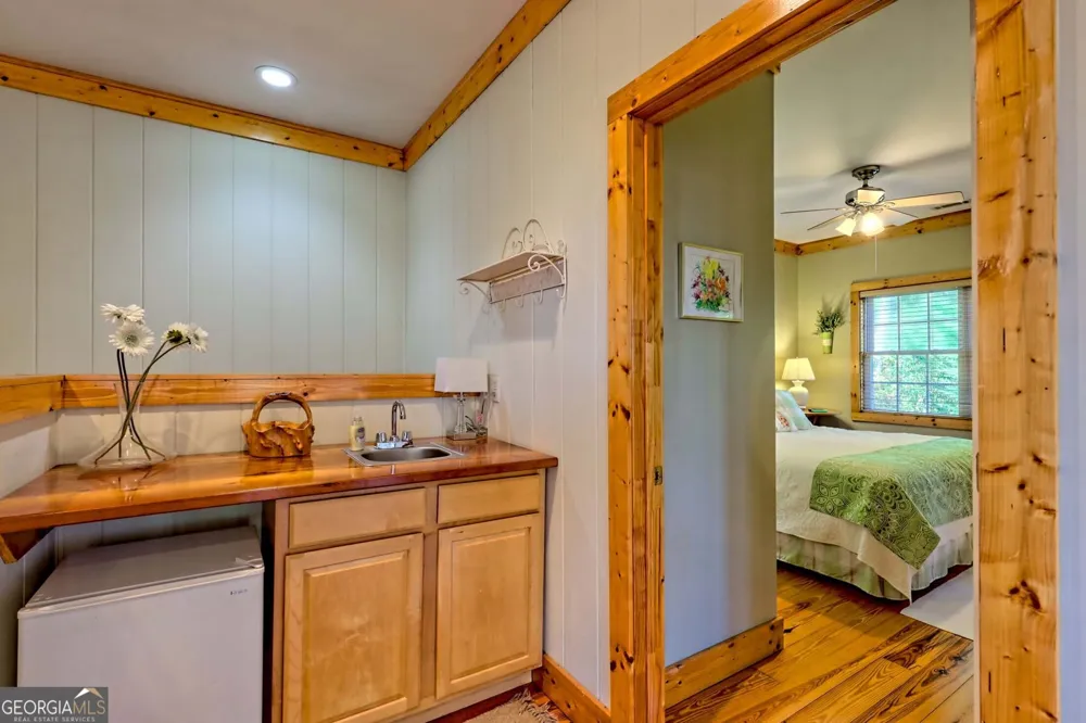 3315 Bald Mountain RD Dillard, GA 30537