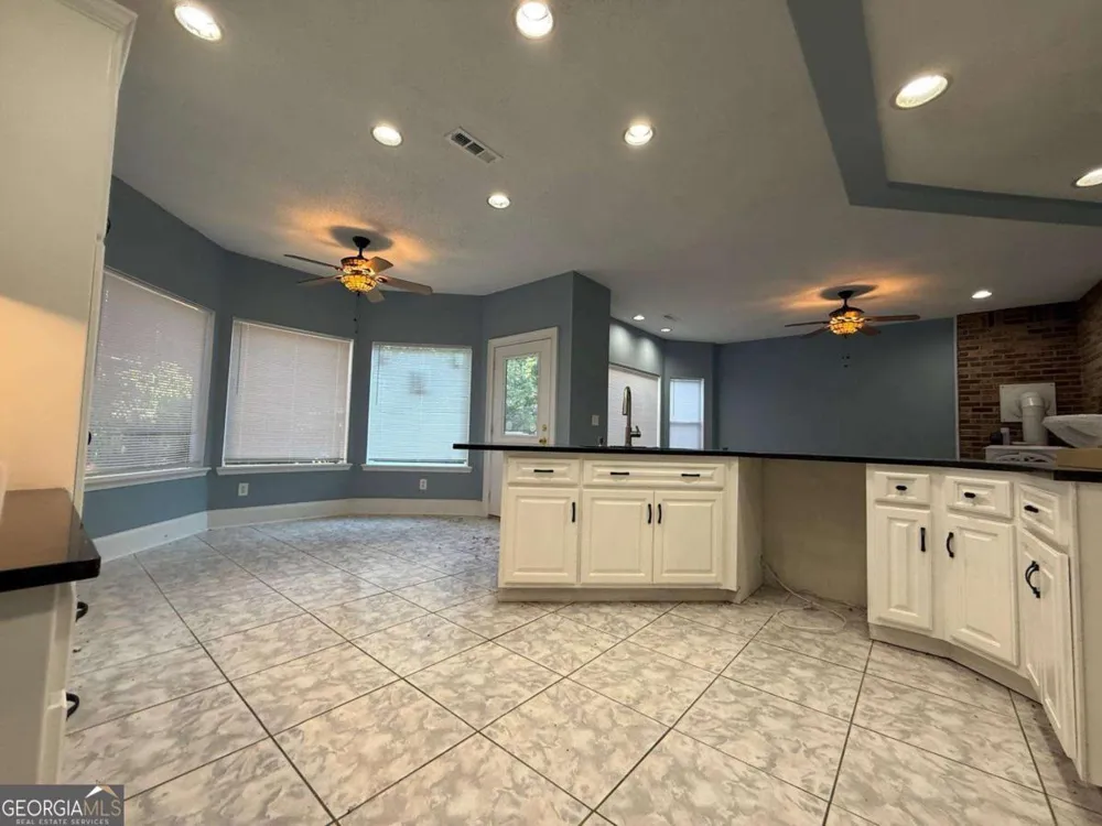 2337 Hollonville RD Brooks, GA 30205