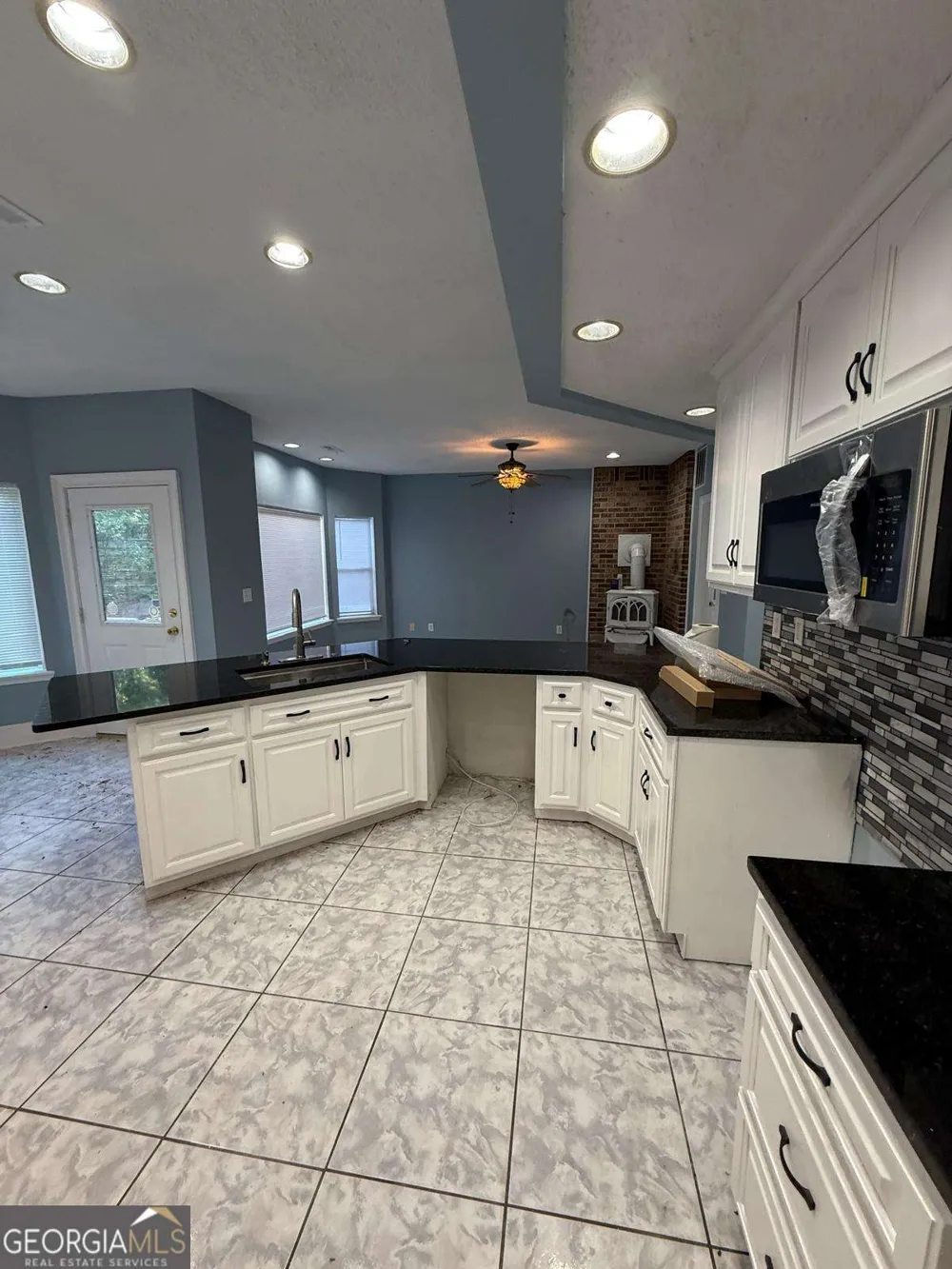 2337 Hollonville RD Brooks, GA 30205