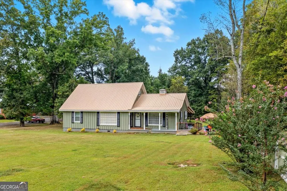 241 Riverbend DR Plainville, GA 30733