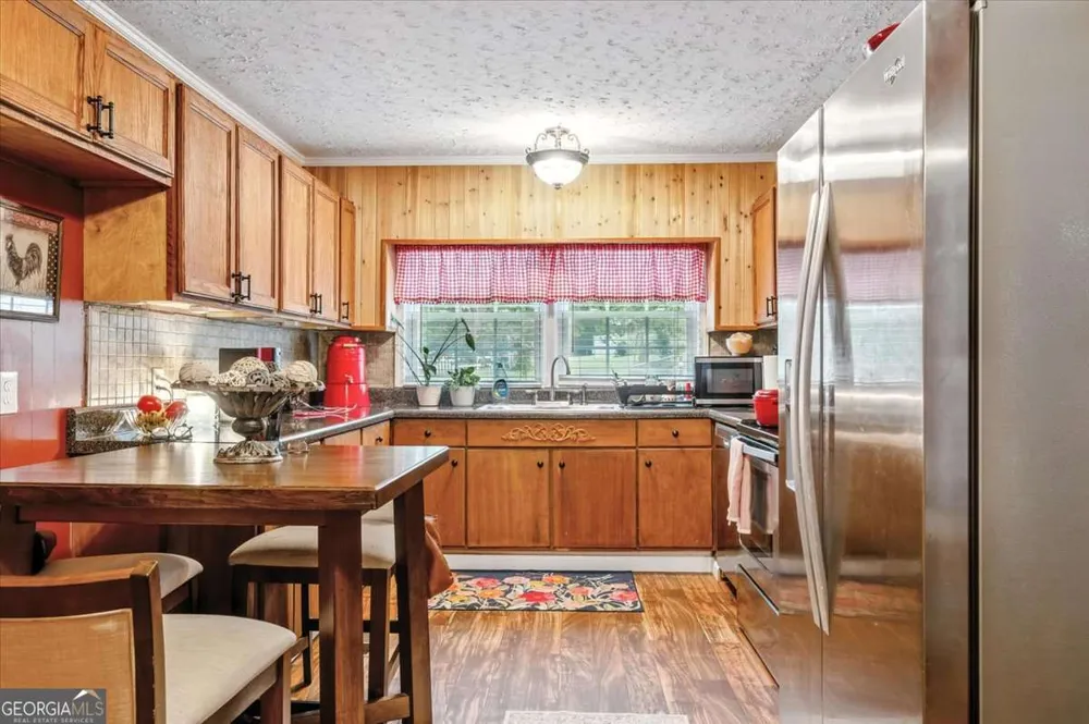 241 Riverbend DR Plainville, GA 30733
