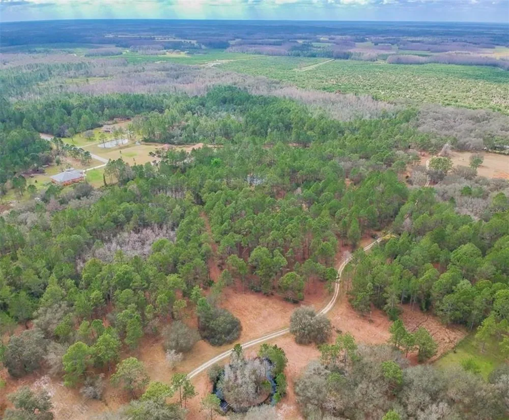 DUBOISE DRIVE Clermont, FL 34711