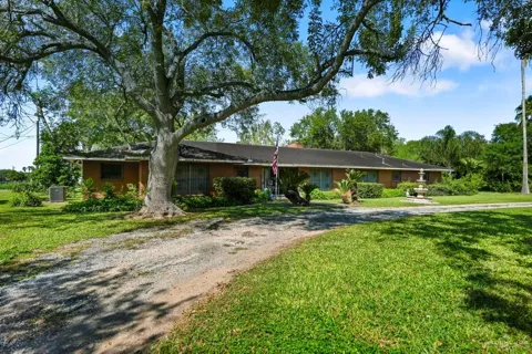 877 Garrison Drive