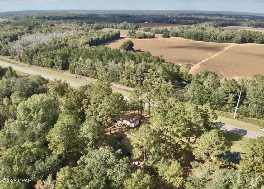 2729 Highway 2 Campbellton, FL 32426