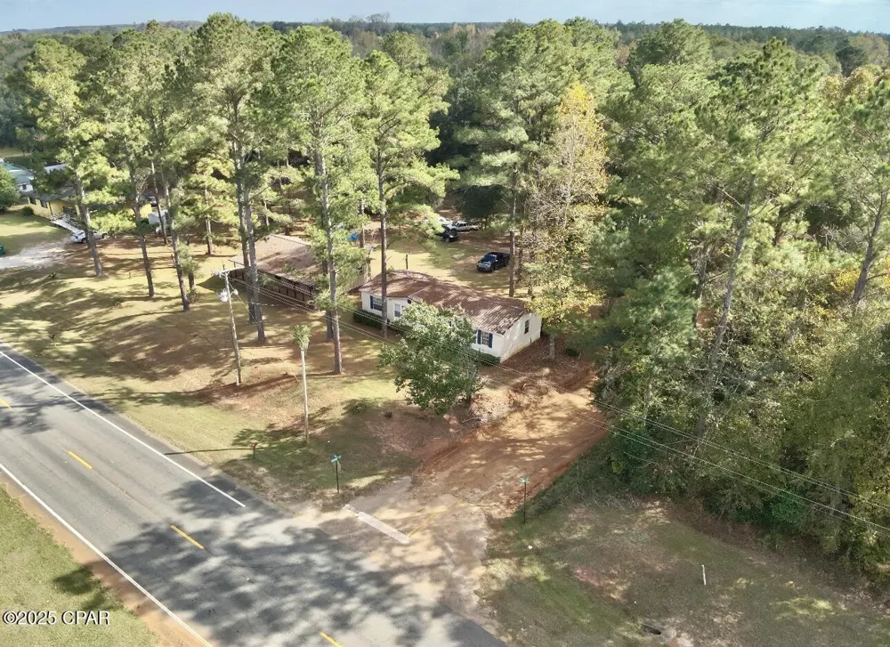 2729 Highway 2 Campbellton, FL 32426