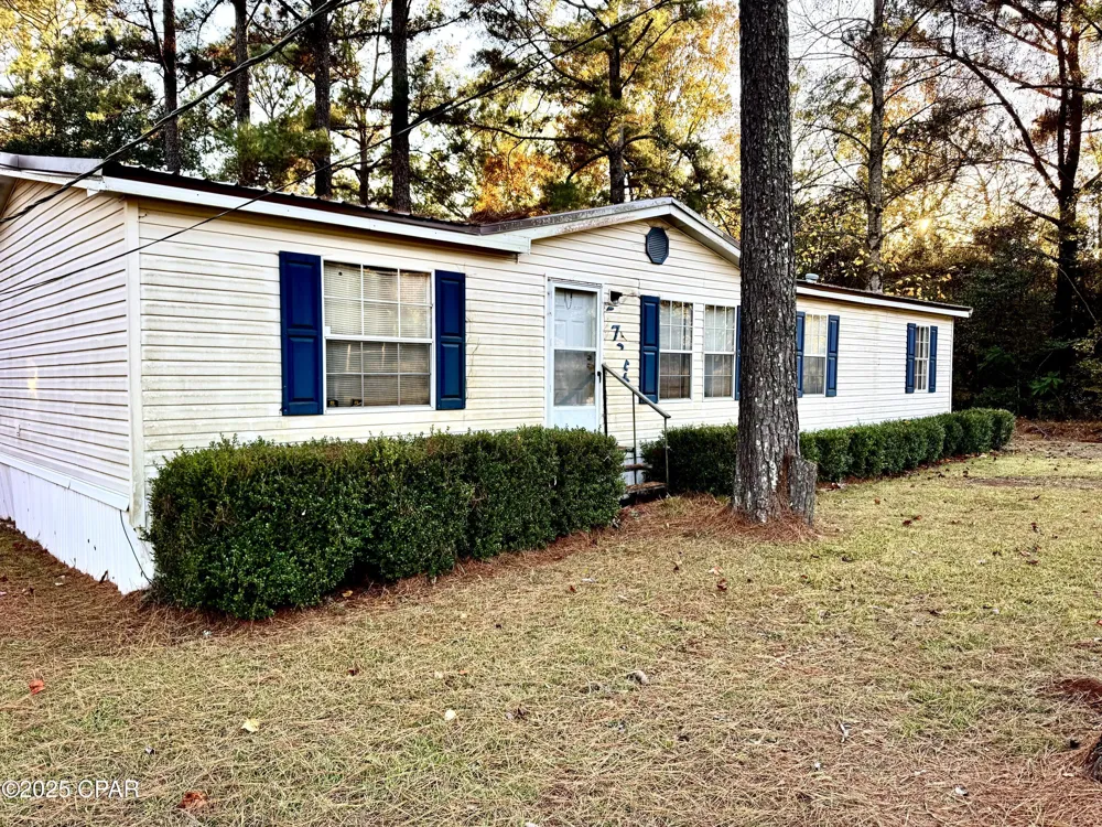 2729 Highway 2 Campbellton, FL 32426