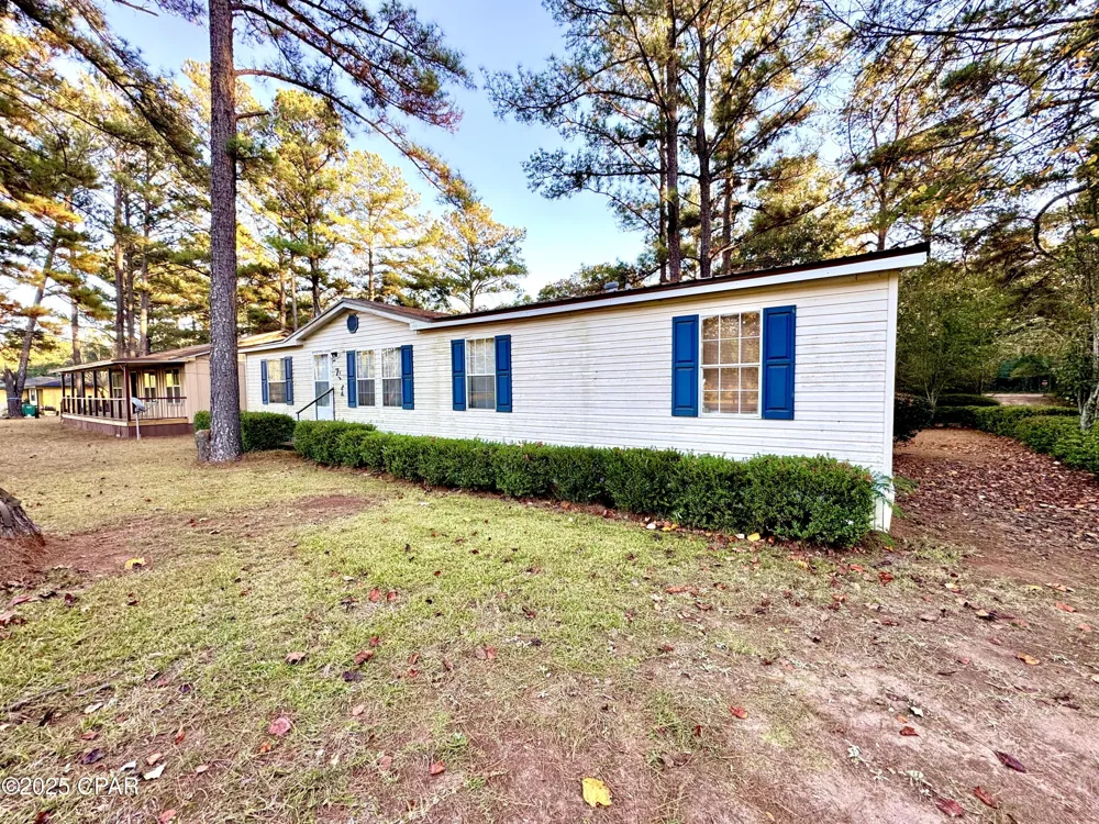 2729 Highway 2 Campbellton, FL 32426