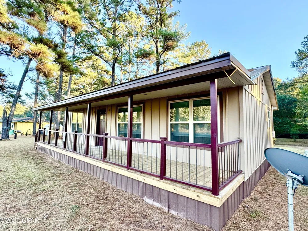 2729 Highway 2 Campbellton, FL 32426