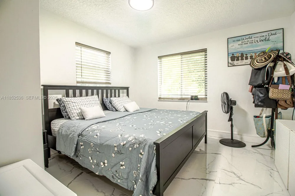 5601 SW 38th St Davie, FL 33314