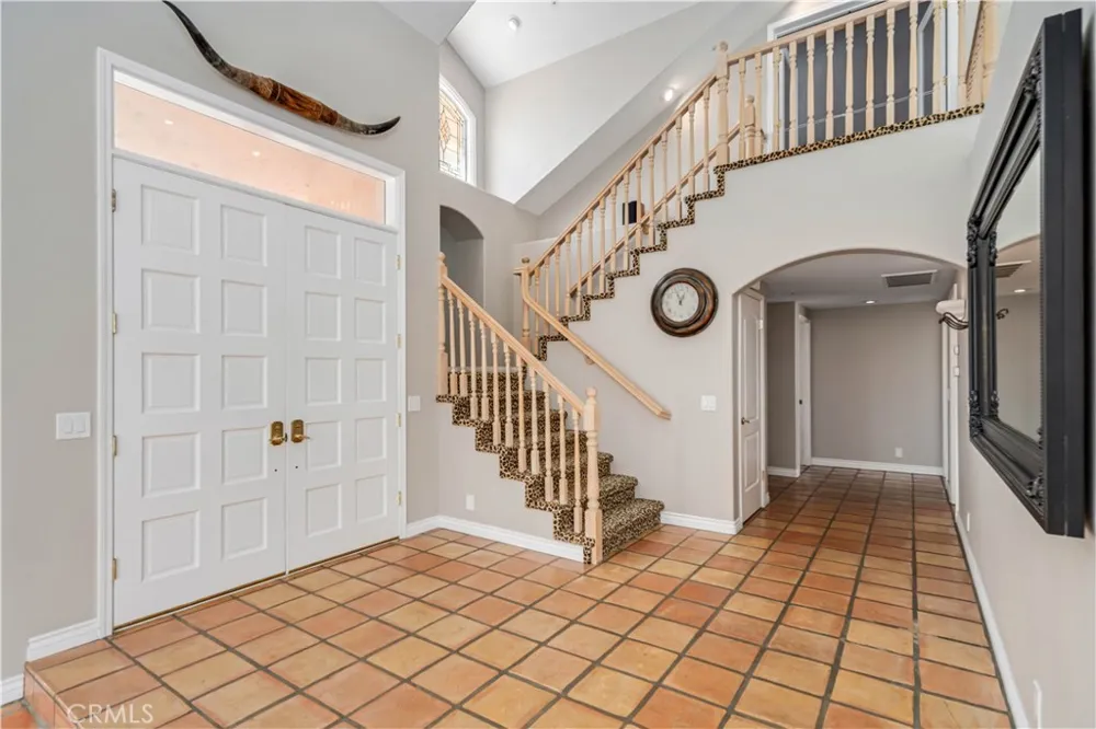 30040 San Francisquito Canyon Saugus, CA 91390