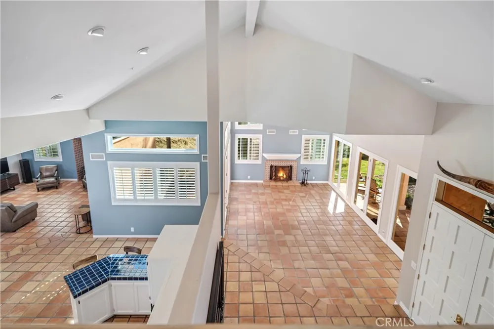 30040 San Francisquito Canyon Saugus, CA 91390