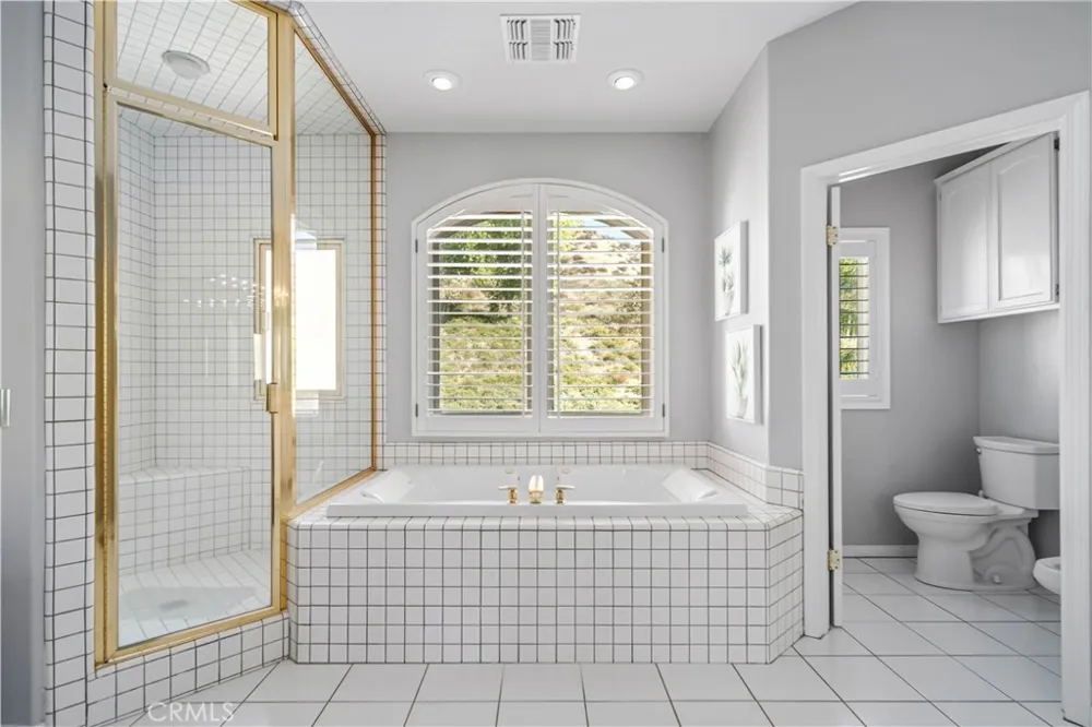 30040 San Francisquito Canyon Saugus, CA 91390