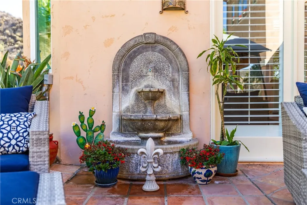30040 San Francisquito Canyon Saugus, CA 91390