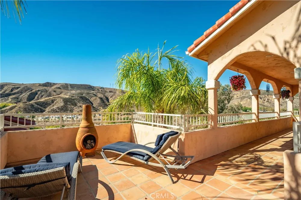 30040 San Francisquito Canyon Saugus, CA 91390